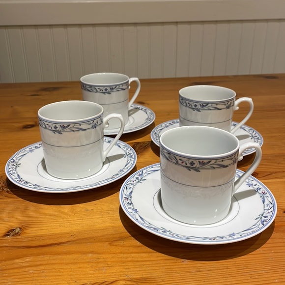 Christopher Stuart Y0217 Overture Fine China Cups and Saucers - Picture 10 of 15